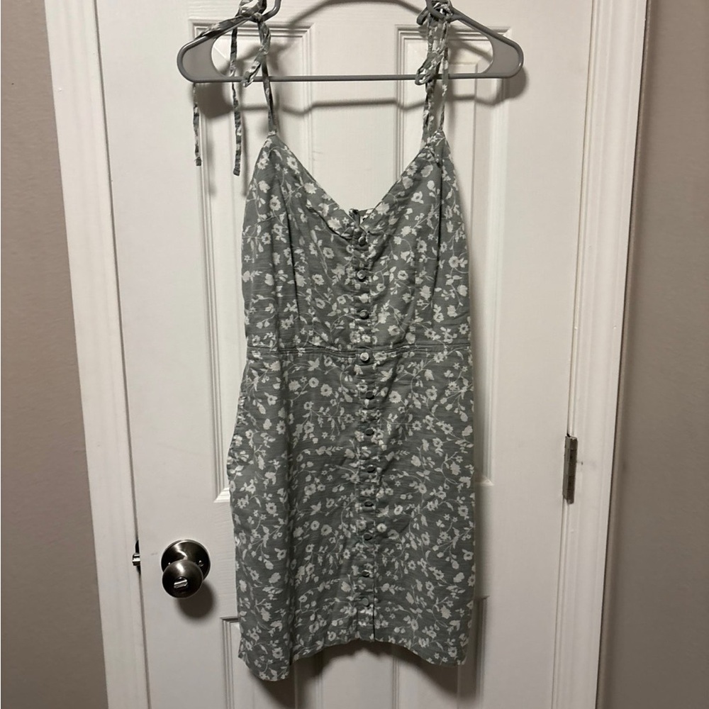 Abercrombie & Fitch Muted Sage Floral Dress